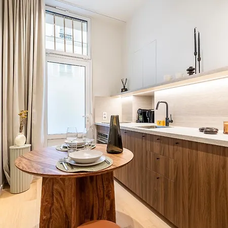 Le Confidentiel - Pigalle